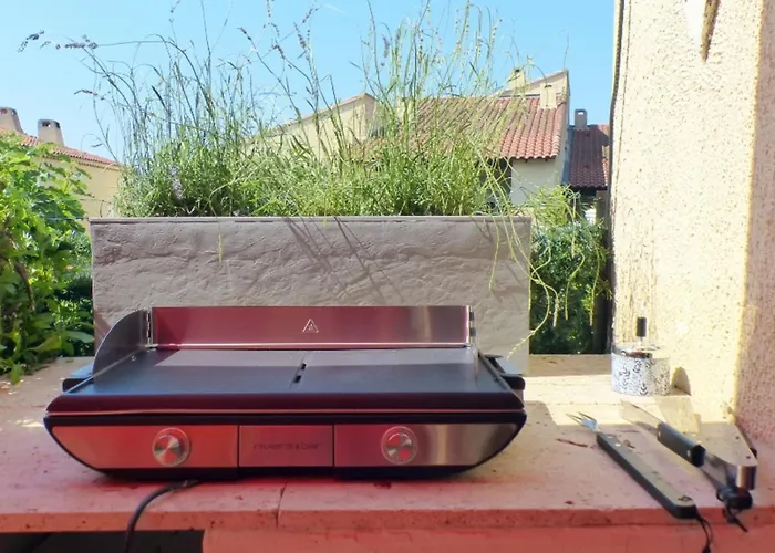 Apartamento 1-bedroom Near The *